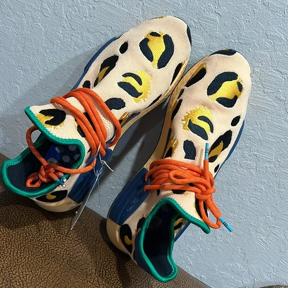 New Adidas Pharrell Williams Human Race NMD Animal Print Peach & Orange Sneakers
